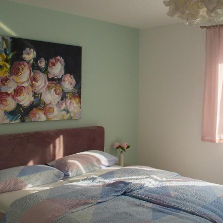 Geraeumige Ferienwohnung In Kindelbrueck Fuer Bis Zu 4 Personen - Barriefrei מראה חיצוני תמונה