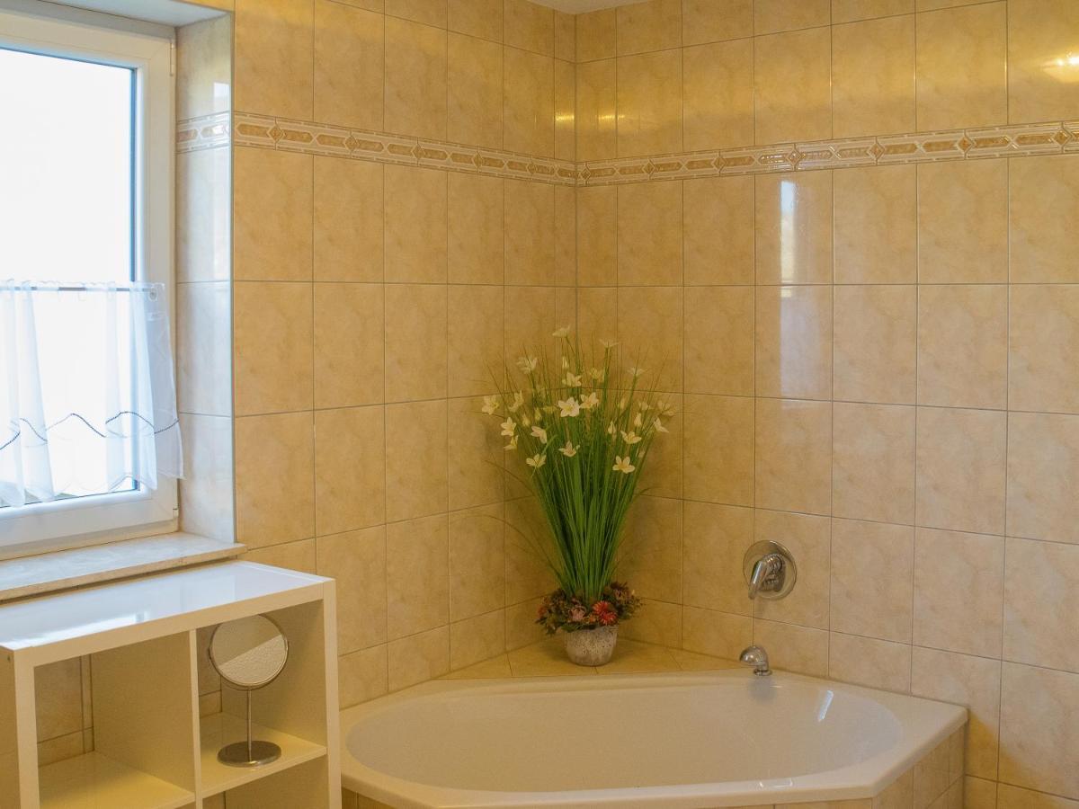 Geraeumige Ferienwohnung In Kindelbrueck Fuer Bis Zu 4 Personen - Barriefrei מראה חיצוני תמונה